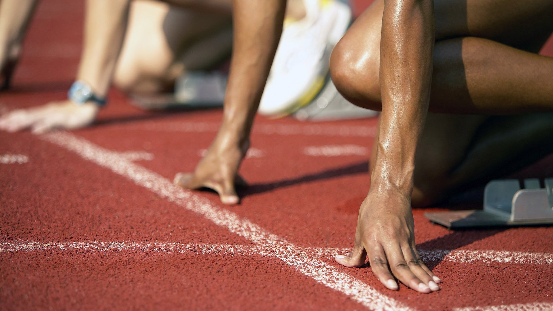 青少年运动心理发展与干预策略,简述对青少年运动员进行心理训练的注意事项